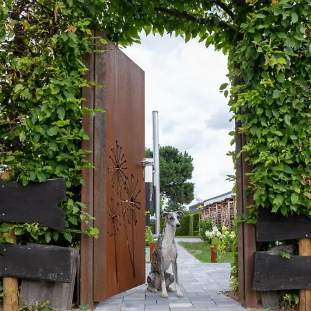 Lodge Birgits Rheinbach